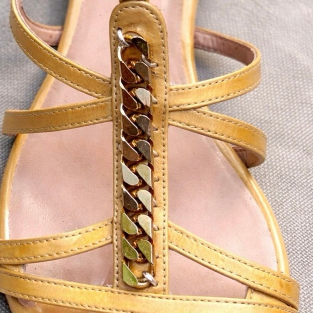 Stuart Weitzman Gold Chain T-Strap Leather Resort Sandals Size 8.5 Made in Spain - Picture 3 of 7